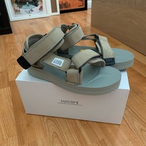 ❌ SOLD ❌ Suicoke Depa-V2Nu